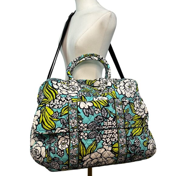 Vera Bradley Women’s Green/Blue/White Floral Quilted With Handles Duffel Bag - N - Picture 10 of 12